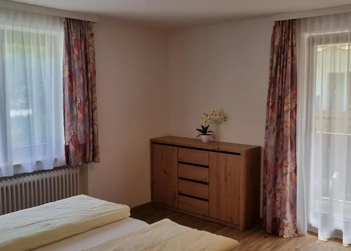 Frühstückspension Haus Kirchmaier 4*