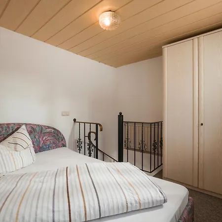 Haus Kirchmaier B&B 페르티사우