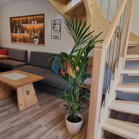 Haus Kirchmaier Bed & Breakfast