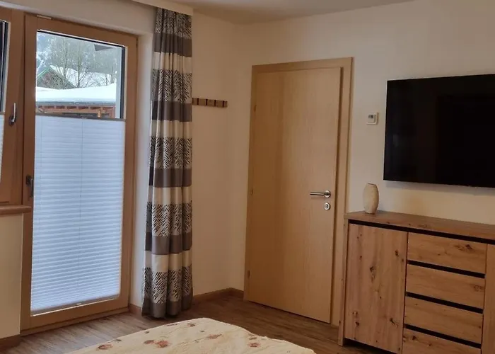 Bed & Breakfast Haus Kirchmaier 4*