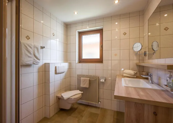 Bed & Breakfast Haus Kirchmaier Pertisau