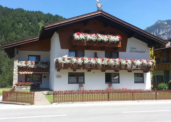 Haus Kirchmaier Bed & Breakfast Pertisau