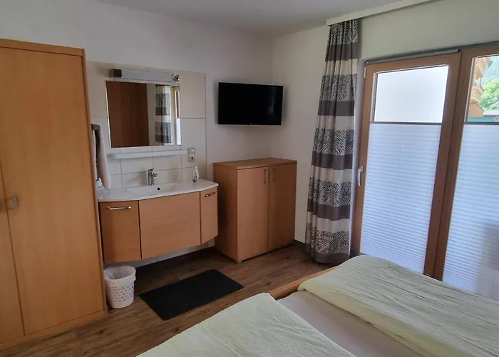 Bed & Breakfast Haus Kirchmaier 4*